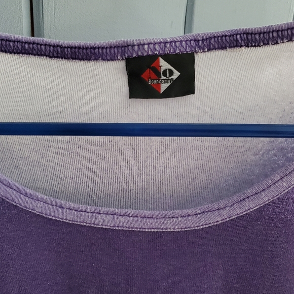 No Boundaries vintage y2k purple & white ombre slight crop long sleeve tshirt - Picture 3 of 4